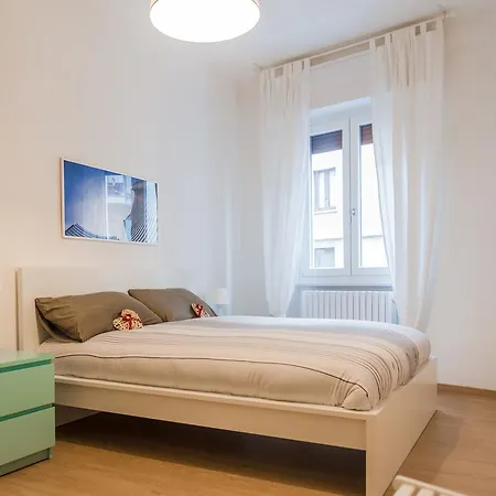 شقة Porta Romana Charming Flat