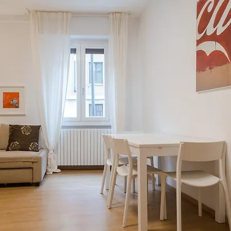 Porta Romana Charming Flat * ميلان