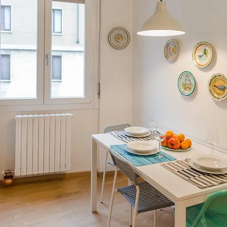 Porta Romana Charming Flat * ميلان